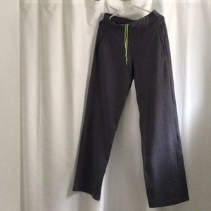 Men’s straight leg, casual/workout pants